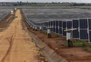 Aneel quer que preço da conta de luz varie conforme hora - 07/11/2025 - Mercado