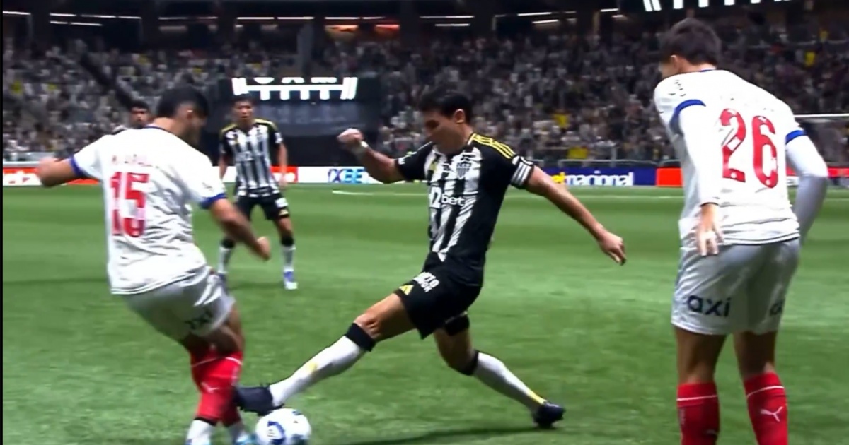 Após polêmica e críticas de Rogério Ceni, CBF libera áudios do VAR de Atlético-MG x Bahia