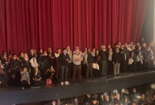 Artistas do Theatro Municipal protestam contra gestora - 07/11/2025 - Ilustrada