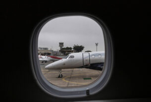 Asur é favorita para comprar aeroportos da Motiva - 05/11/2025 - Mercado