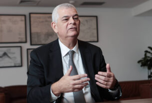 Axia Energia anuncia R$4,3 bi em dividendos - 05/11/2025 - Mercado