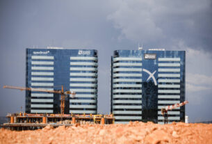 BRB tira contratos do ar após reportagem da Folha - 05/11/2025 - Mercado