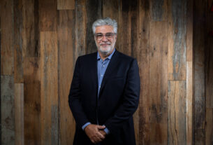 Biografia de Marcello Serpa traz bastidores e reflexões - 31/10/2025 - Mercado