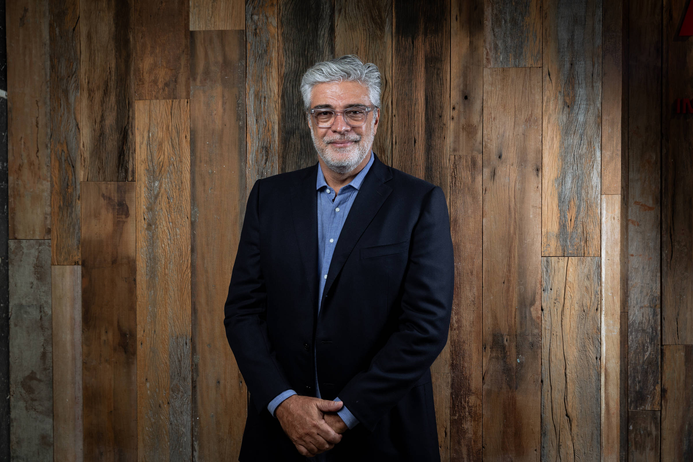 Biografia de Marcello Serpa traz bastidores e reflexões - 31/10/2025 - Mercado