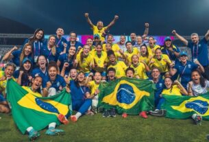 Brasil vence Canadá nos pênaltis e chega à semifinal inédita do Mundial Sub-17 feminino