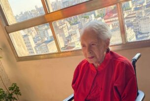 Clara Charf, viúva de Marighella, morre aos 100 anos - 03/11/2025 - Poder