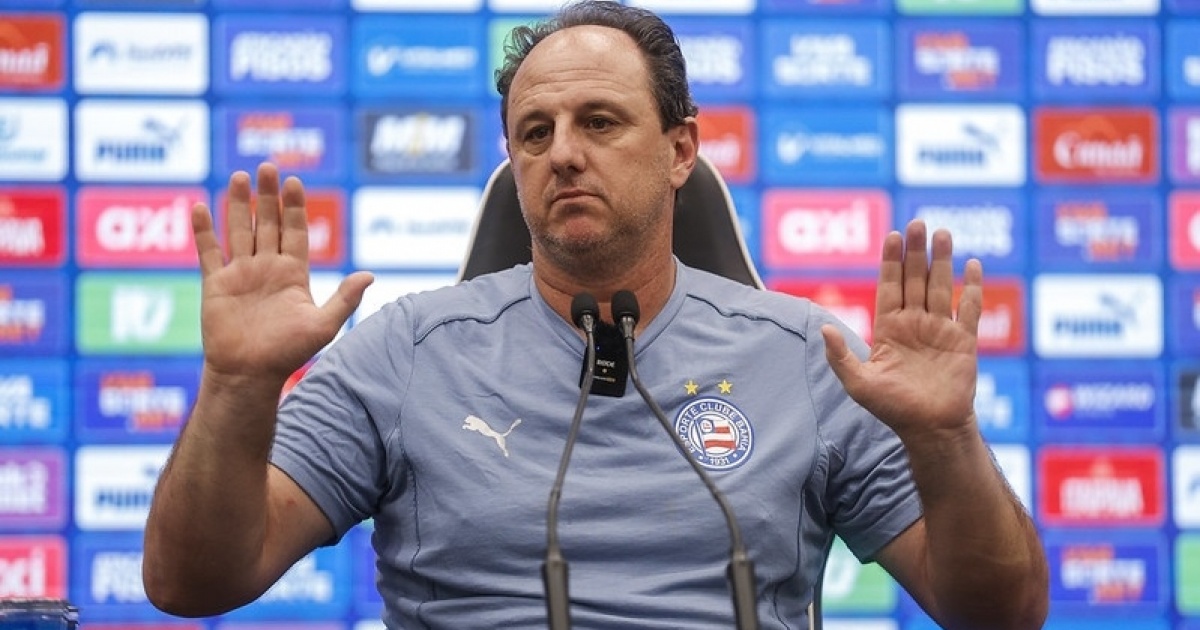 “Corajoso lá de cima”: Rogério Ceni detona árbitro de vídeo Rafael Traci após Atlético-MG x Bahia