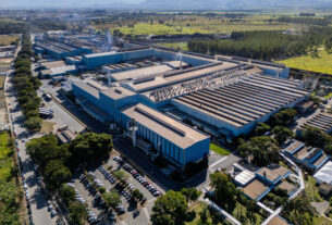 Corrida à sucata de alumínio 'aperta' meta da Novelis - 06/11/2025 - Mercado