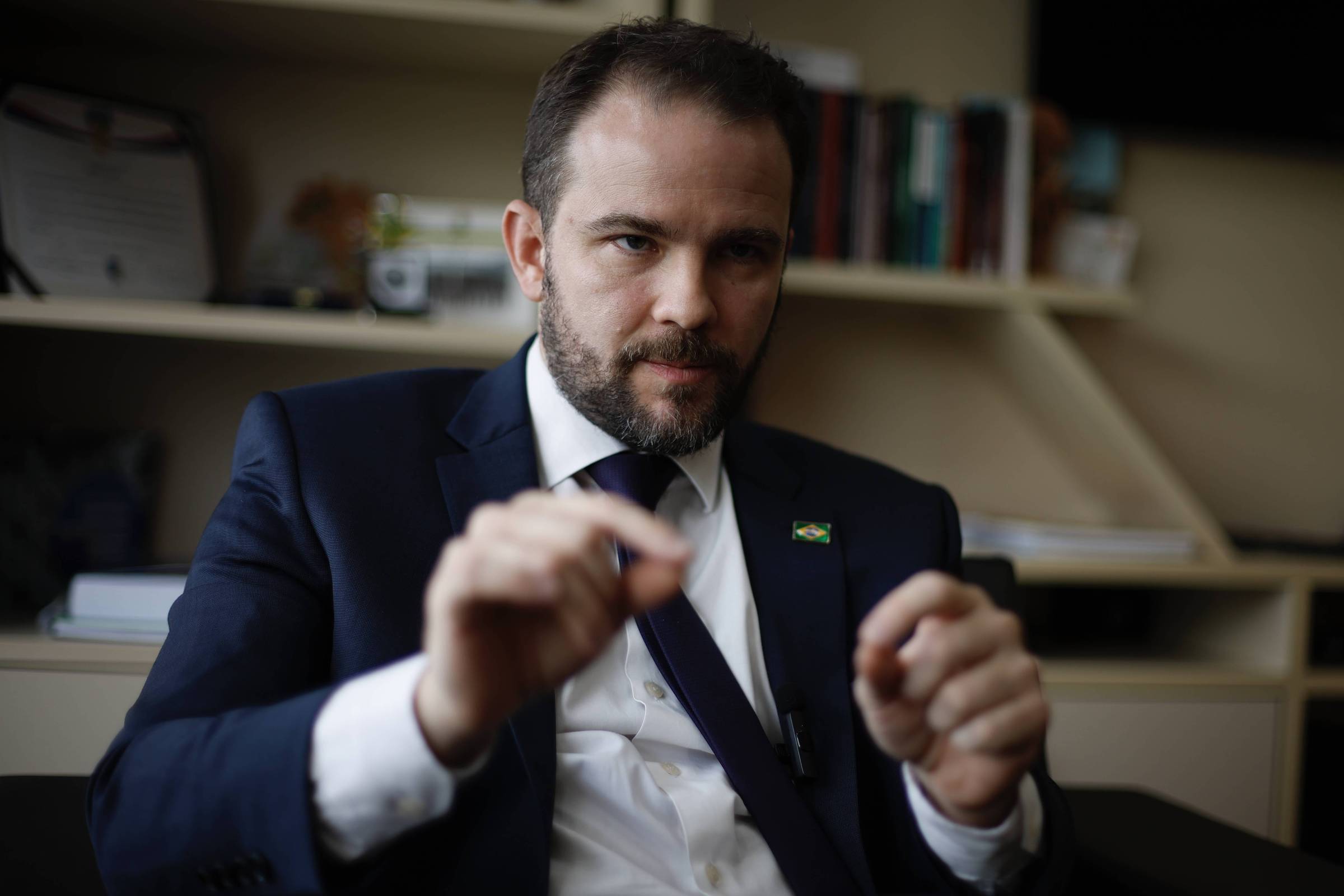 Dario Durigan: Governo quer urgência no novo antitruste - 02/11/2025 - Mercado