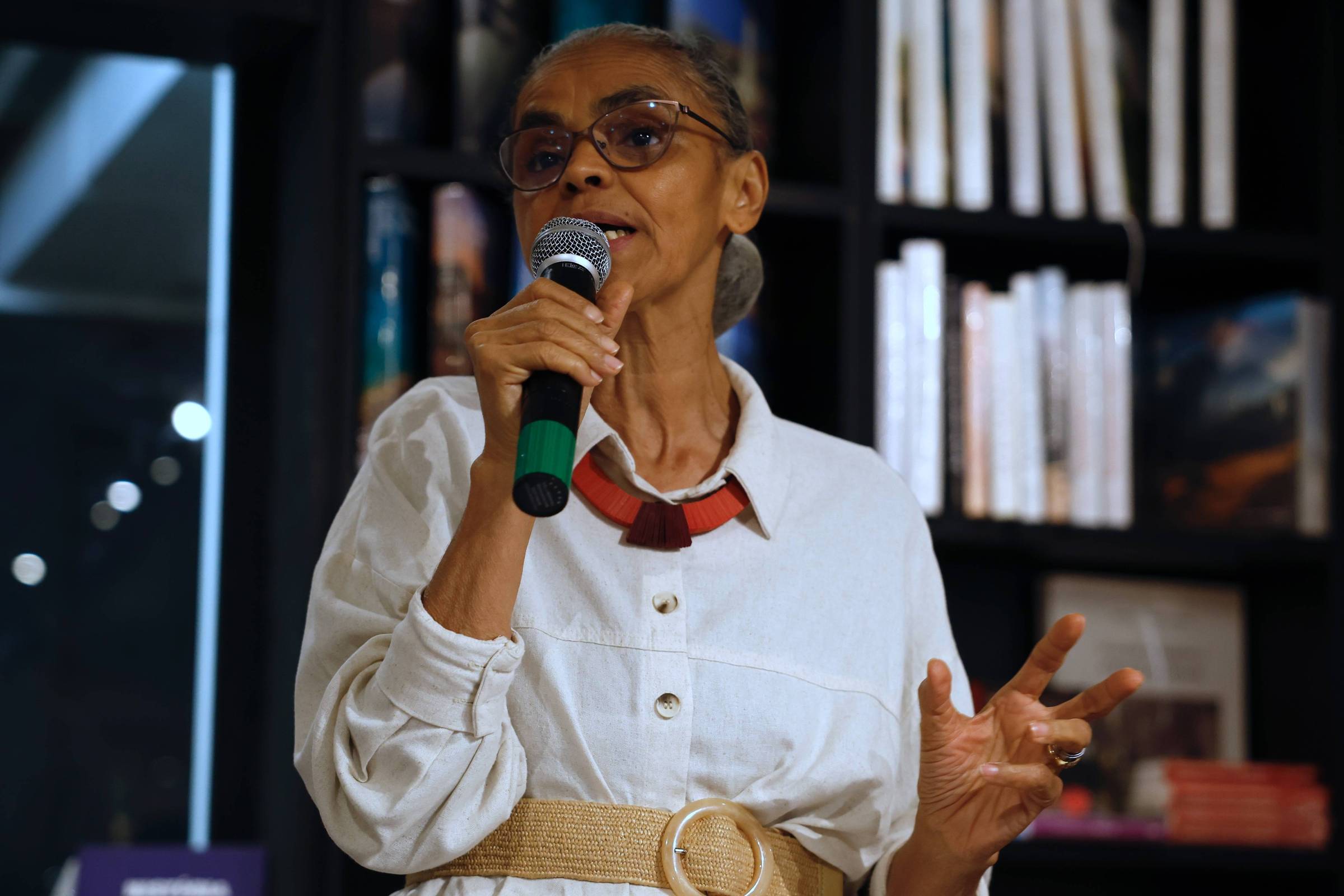 Democracia não superou a desumanização, diz Marina Silva - 30/10/2025 - Poder
