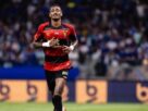 Derik Lacerda, artilheiro do Sport na Série A, é afastado por indisciplina