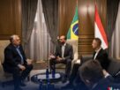 Em encontro com Eduardo Bolsonaro, primeiro-ministro da Hungria fala em "caça às bruxas" no Brasil