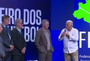 Ex-Vitória, Vagner Mancini afirma que falas de Leão e Oswaldo de Oliveira são reflexos de um “fórum democrático”