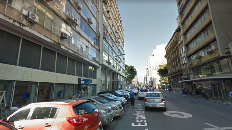 Fogo e roubo em Salvador: Suspeitos invadem cartório, provocam incêndio e levam ar-condicionado e carne