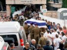 Funeral de soldado israelense morto em 2014 reúne milhares de pessoas