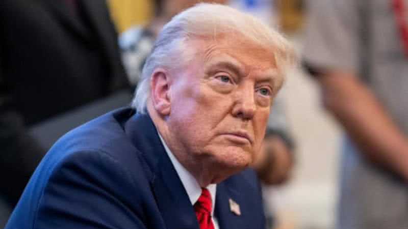 Governo Trump enfrenta maior crise e rejeição histórica nos EUA, diz pesquisa