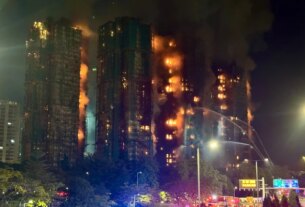 Hong Kong: mais 8 suspeitos são presos por incêndio com 128 mortes - destaque galeria