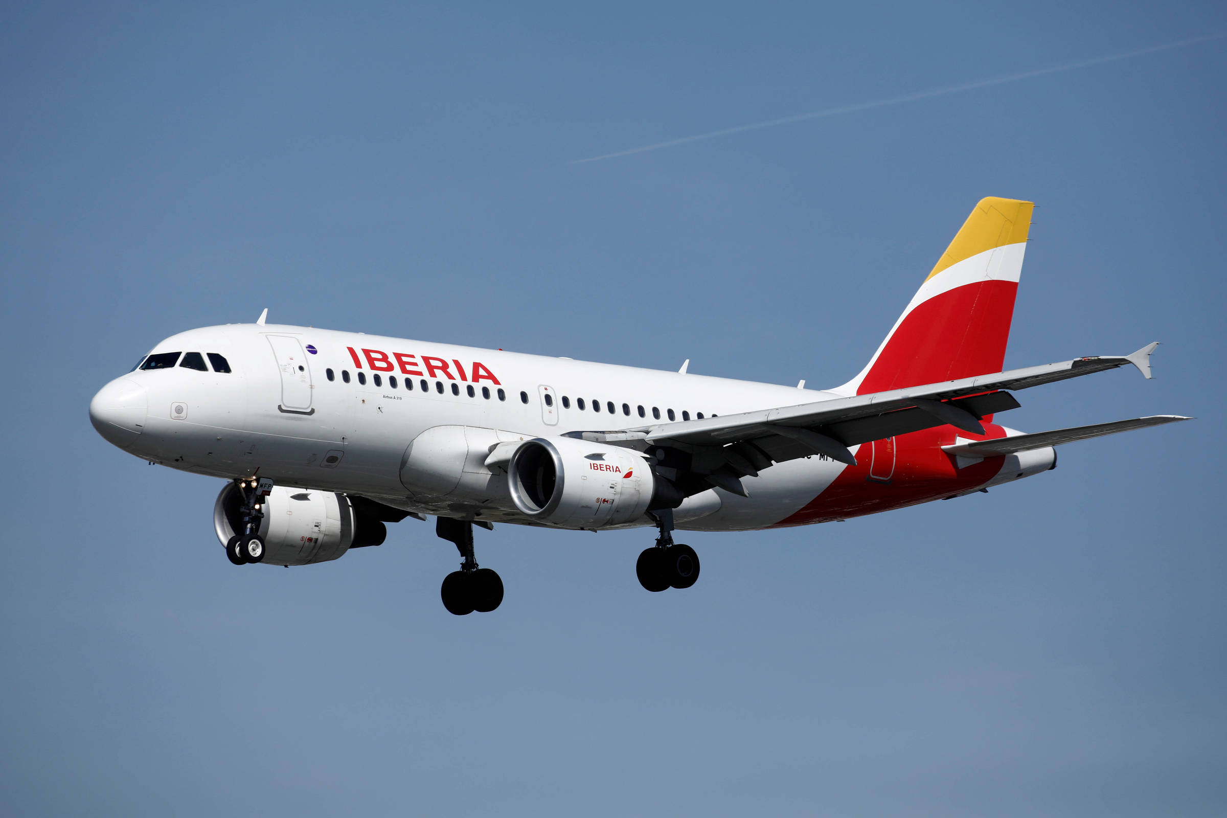 Iberia aumenta oferta de assentos para o Brasil em 2026 - 06/11/2025 - Mercado