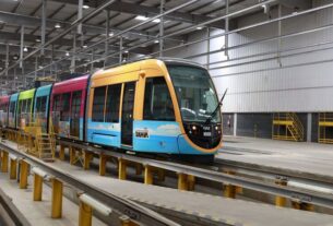 Jerônimo Rodrigues anuncia a data de chegada do primeiro trem do VLT à Cidade Baixa