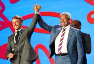 Jerônimo Rodrigues destaca relação entra Bahia, África e França em discurso ao lado de Emmanuel Macron