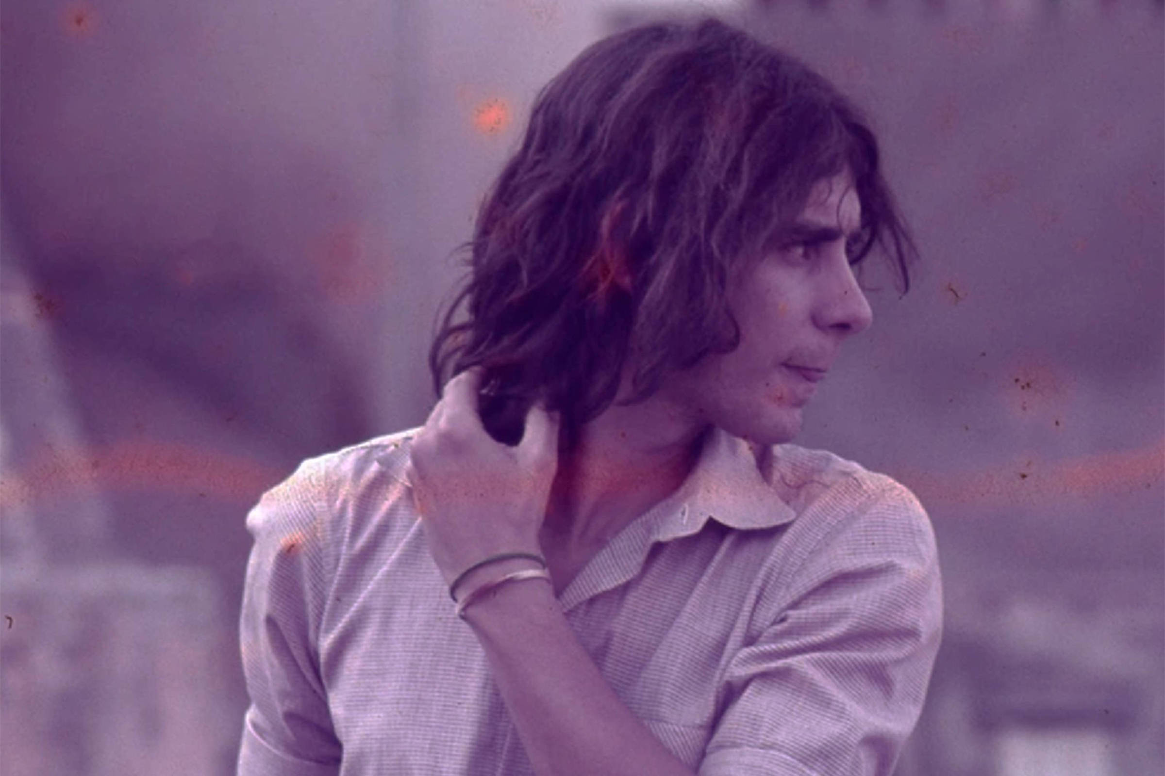 Lô Borges afirmou a liberdade como dois tênis surrados - 03/11/2025 - Ilustrada