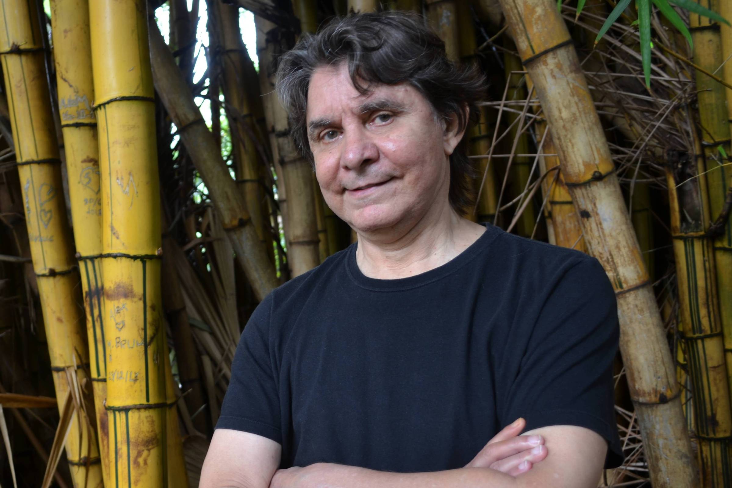 Lô Borges segue internado e inicia hemodiálise - 31/10/2025 - Ilustrada