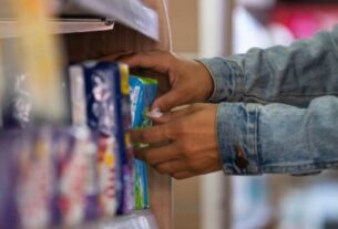 Ministério da Saúde anuncia iniciativa para reforçar acesso a absorventes do Programa Dignidade Menstrual