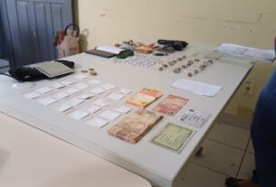 Operação Policial em Itiúba cumpre mandados de busca e apreensão e apreende drogas, dinheiro e veículos