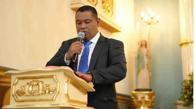 Prefeito baiano se pronuncia sobre retirada de recursos da educação