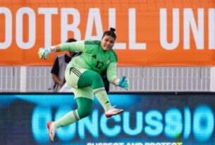 Refugiadas afegãs voltam a representar o país em torneio da Fifa no Marrocos