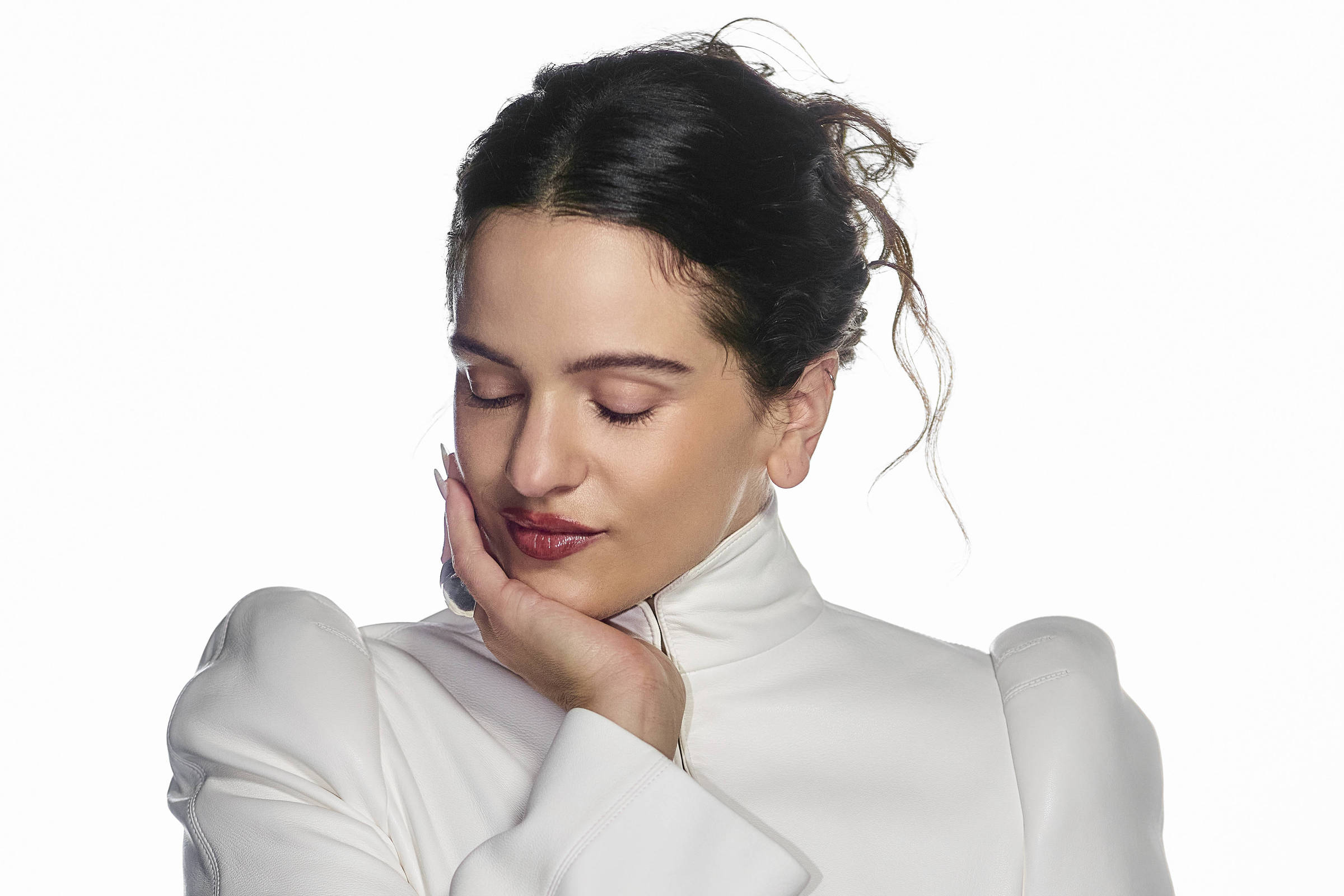 Rosalía: Como é o novo disco Lux, com louvor, pop e ópera - 03/11/2025 - Ilustrada