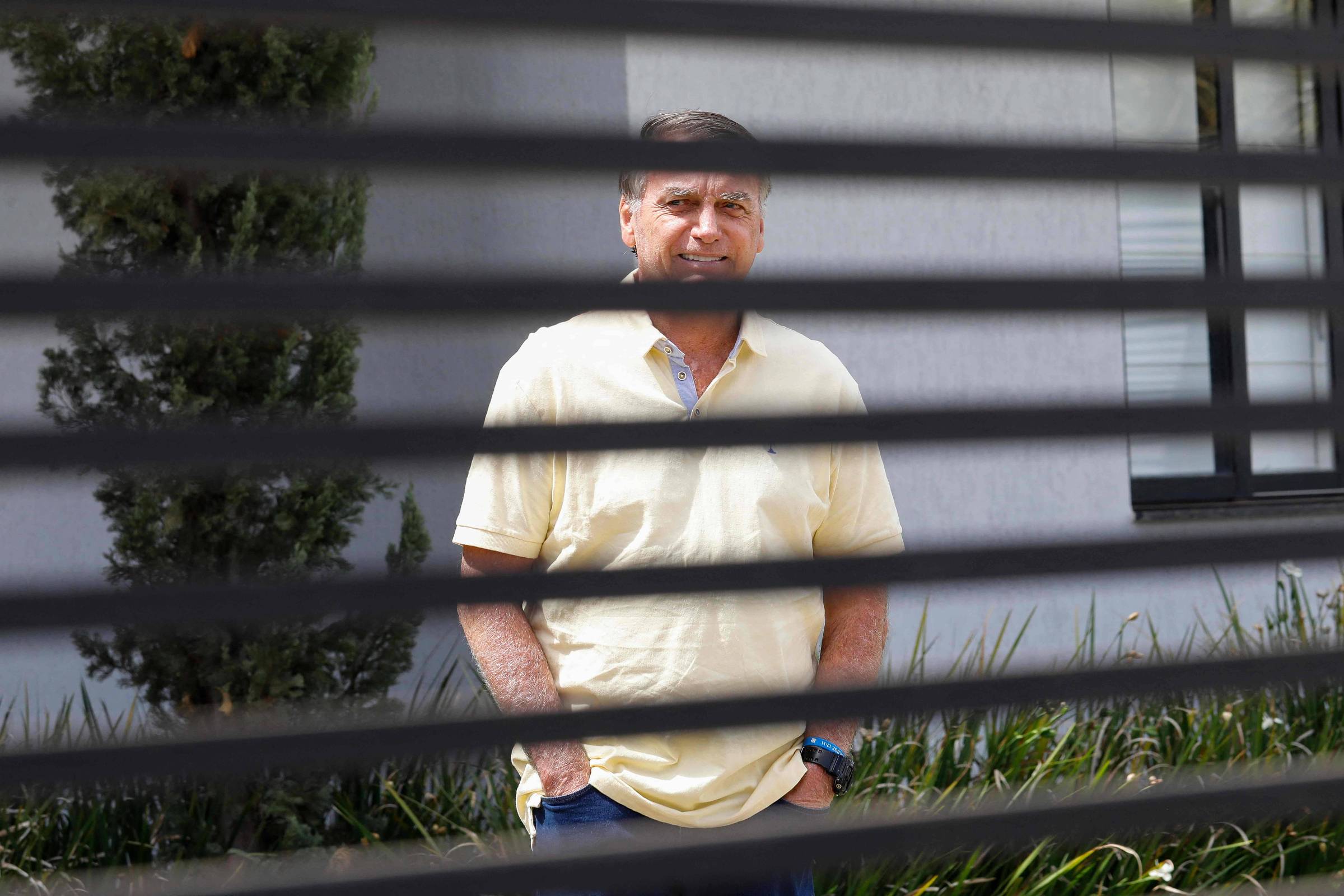 STF tem maioria para rejeitar recurso de Bolsonaro - 07/11/2025 - Poder