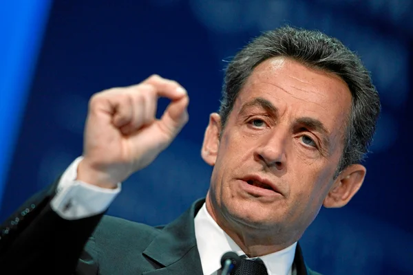 Sarkozy descreve prisão: “Muito difícil, exaustivo, um pesadelo”