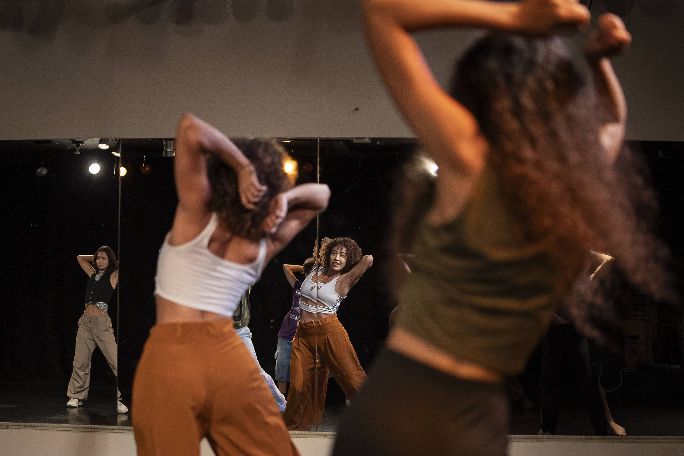 Soul Train ocupa a cena de batalhas de danças urbanas - 06/11/2025 - Ilustrada