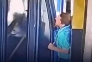 VÍDEO: Homem é imprensado na parede por ônibus descontrolado