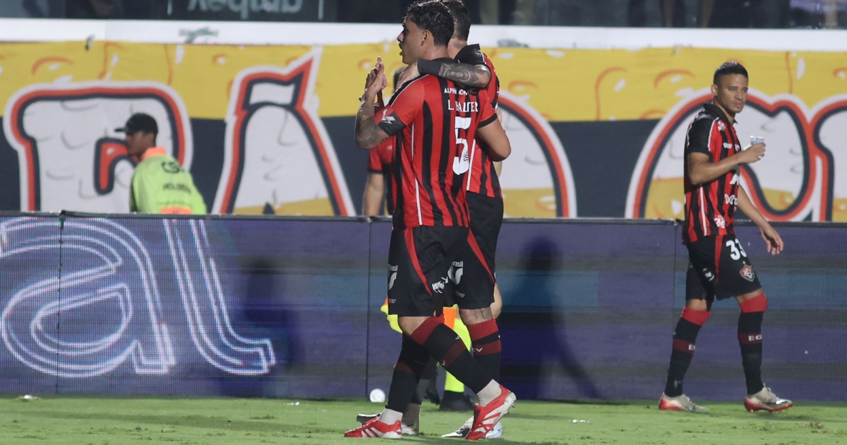 Vitória vence o Inter com gol salvador de Lucas Halter e sai parcialmente do Z4