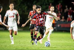 Xô, zica: Após gol decisivo, Matheuzinho dá 1ª assistência na Série A e recupera espaço no Vitória