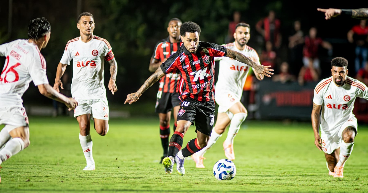 Xô, zica: Após gol decisivo, Matheuzinho dá 1ª assistência na Série A e recupera espaço no Vitória