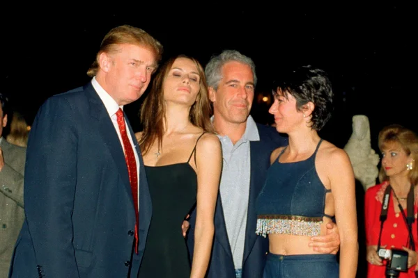 Departamento de Justiça contesta carta de Epstein que menciona Trump - destaque galeria