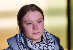 Greta Thunberg é solta após ser presa em ato pró-palestina em Londres - destaque galeria